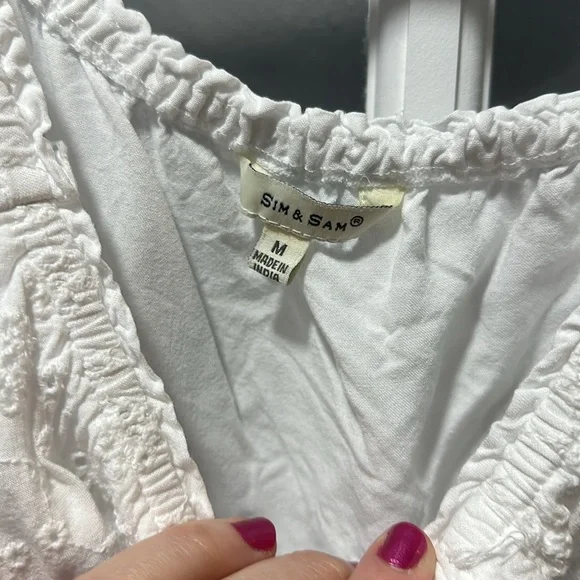 Sim & Sam Eyelet Cap Sleeve Crop Top - Picture 4 of 5